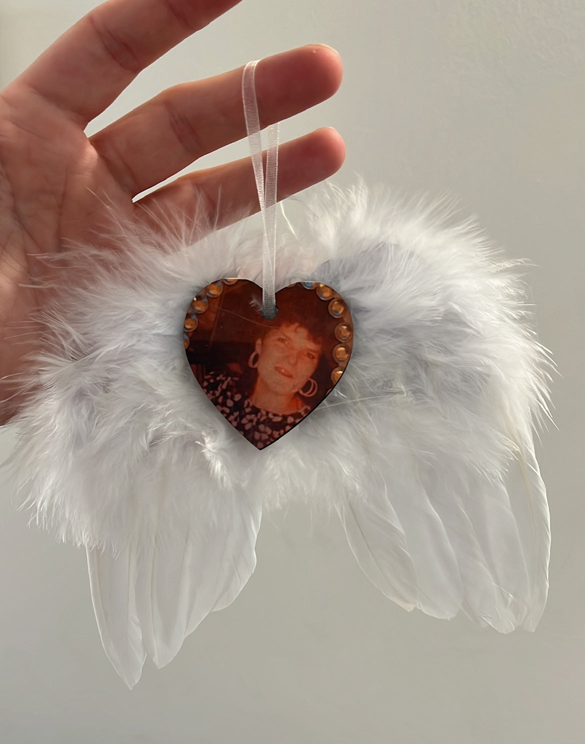 Angel wing bauble