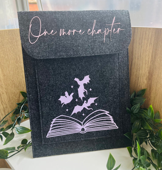 One more chapter kindle/book felt folder