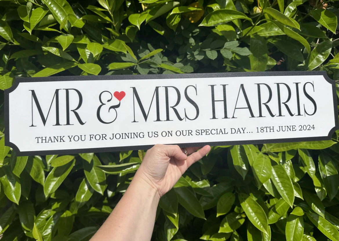 Mr & mrs wedding sign